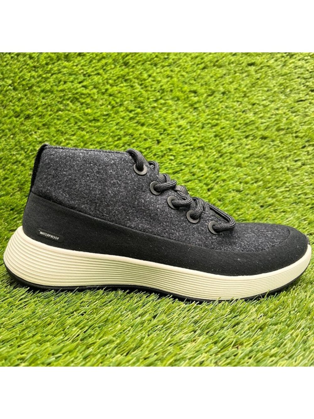 Allbirds Wool Runner NZ Mid Waterproof Womens 7.5 Black Athletic Shoes Sneakers